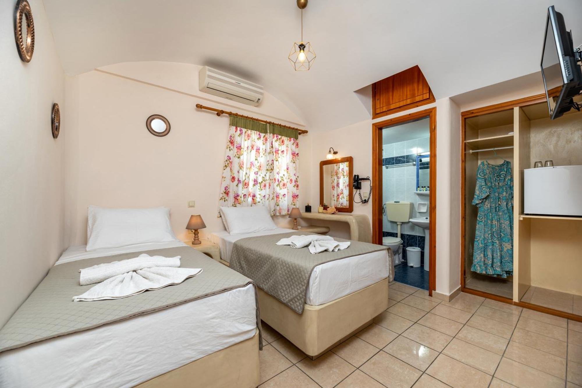 קרטראדוס Villa Margarita מראה חיצוני תמונה