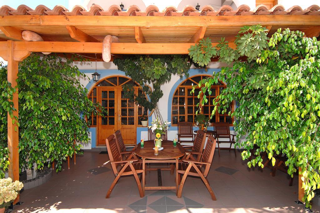 קרטראדוס Villa Margarita מראה חיצוני תמונה